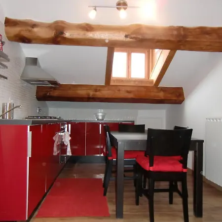 Apartment Gaby: Gressoney Valley - Attic In A House With A Garden Gaby